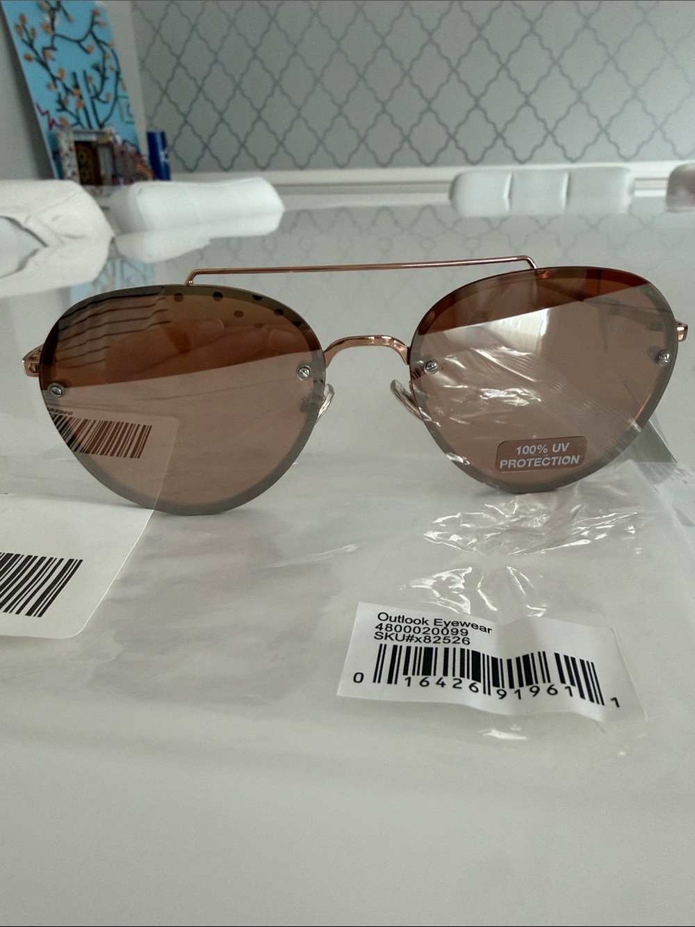 LOW START Fossil Rose Gold Aviator Sunglasses - Picture 3 of 8
